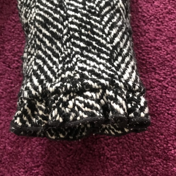 DKNY Black/white ruffle front coat - Picture 5 of 7